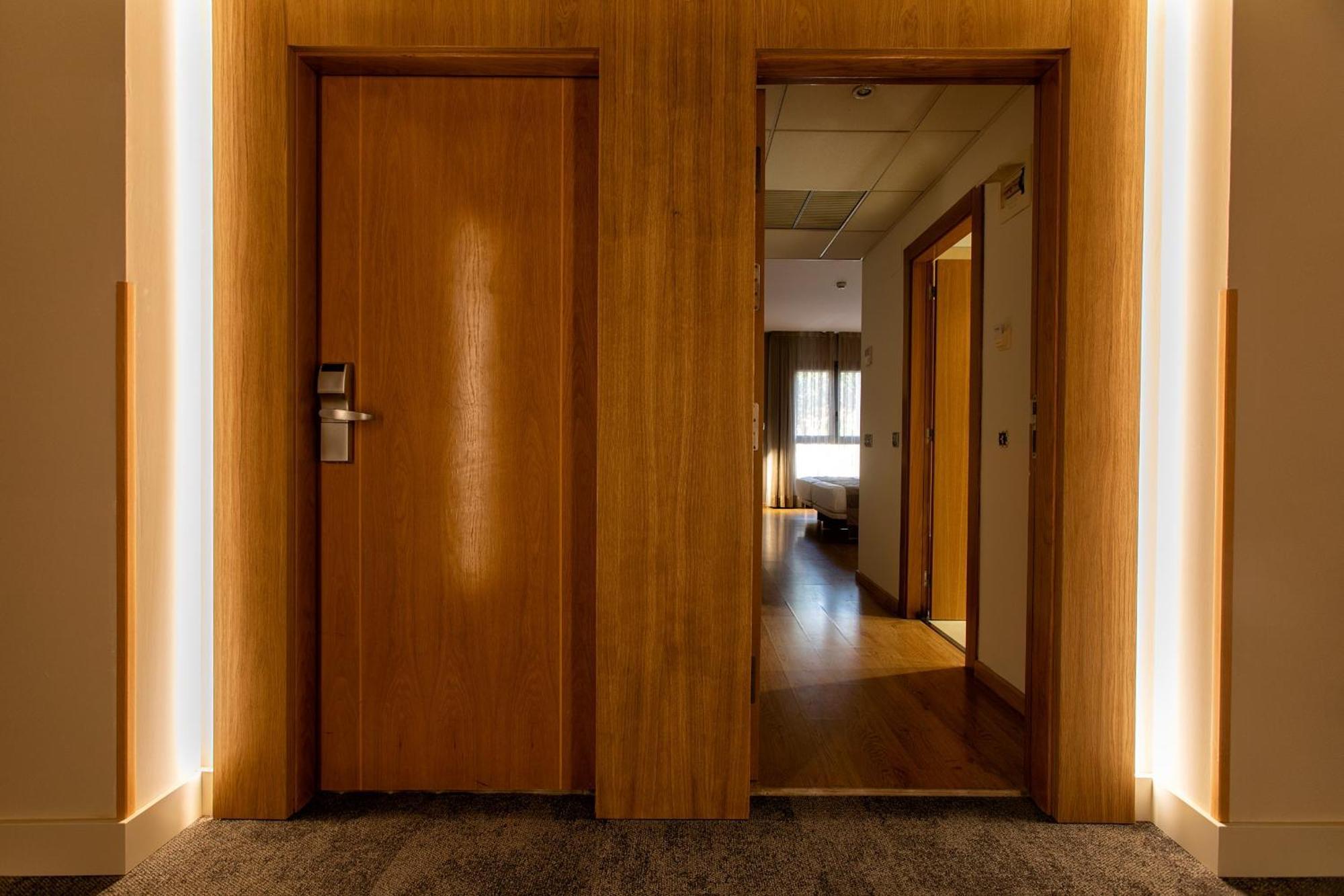 Standard Double Room,1382449790:JPEG