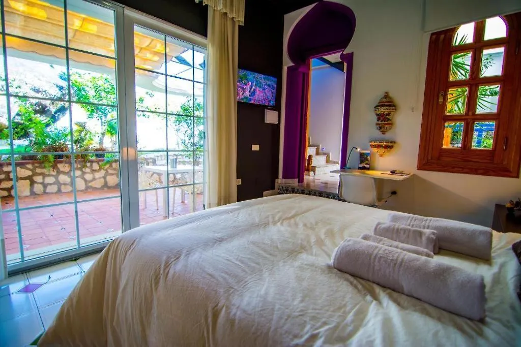 16:9 Los Molinos Suites-1